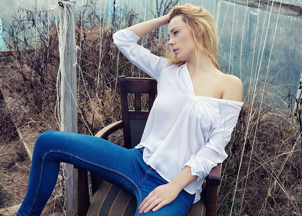 Jagoda J