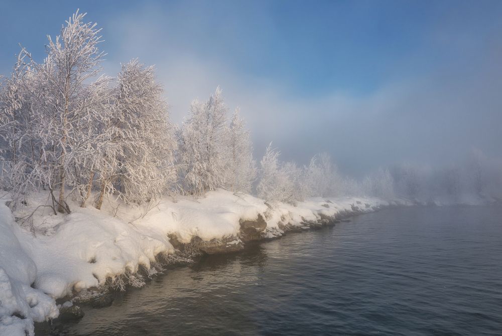 В серебре.