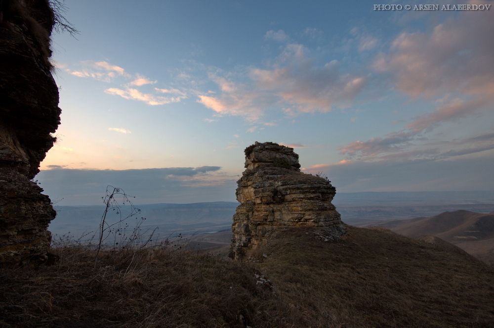 КАМЕННЫЕ ПАРУСА