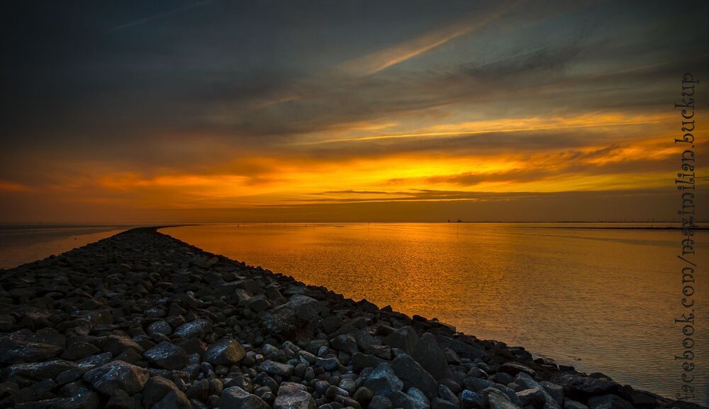 Sonnenuntergang in Meldorfer Bucht