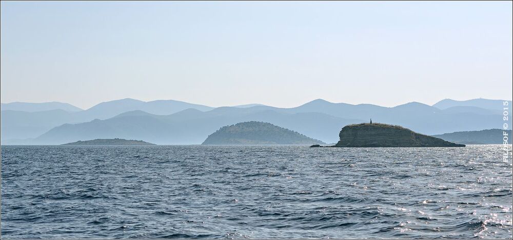 Море, море - мир бездонный...