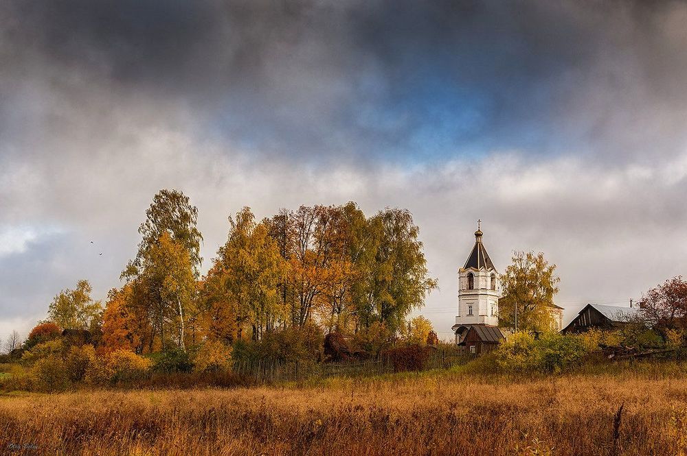 Осень, деревушка...