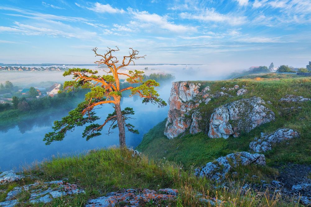 река Чусовая, село Слобода, Средний Урал, Россия, июль 2015