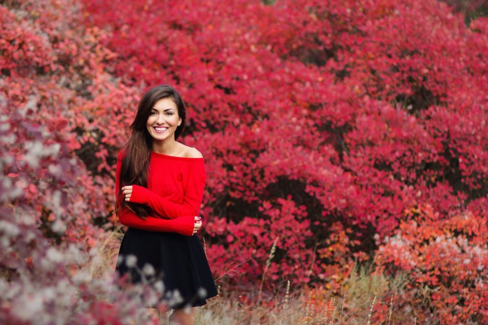 lady in red
