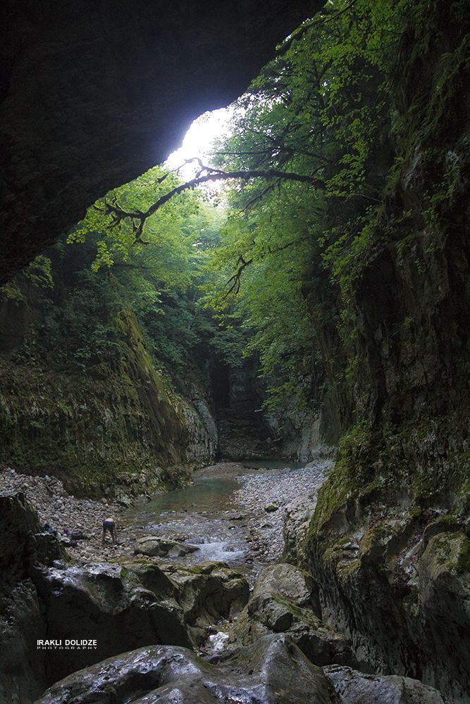 Okatse Canyon & Kinchkha waterfall