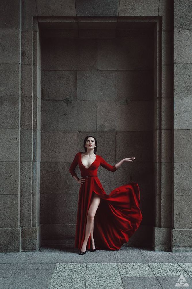 Lady in red