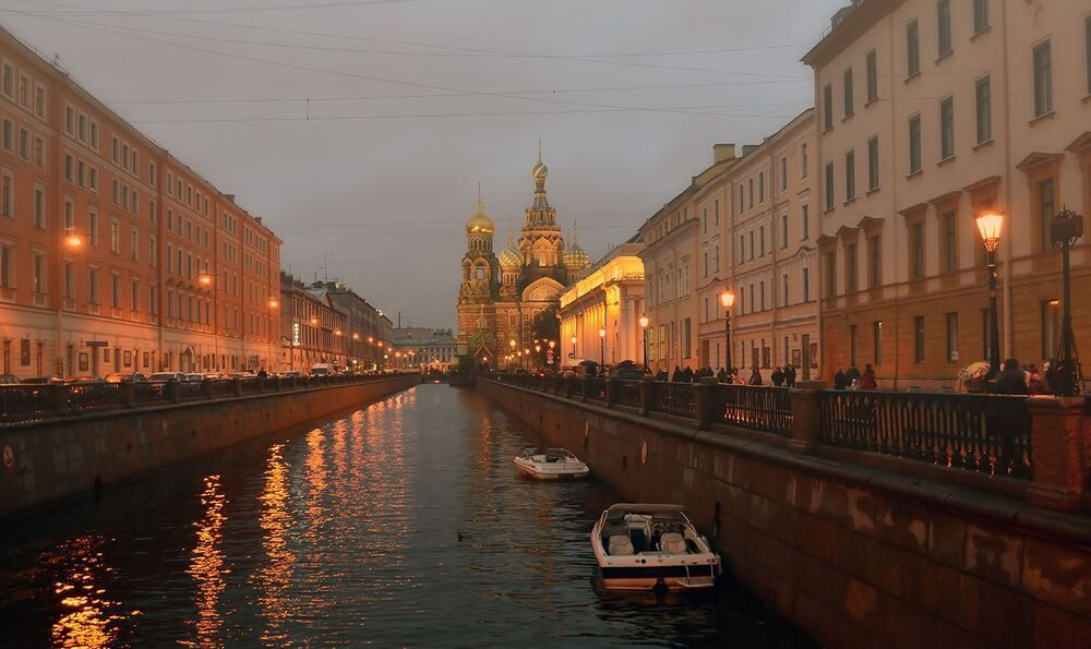 Виды Санкт-Петербурга.
