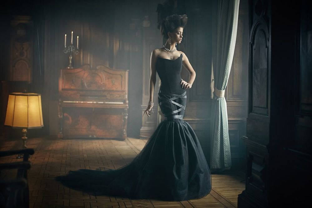 Lady in black