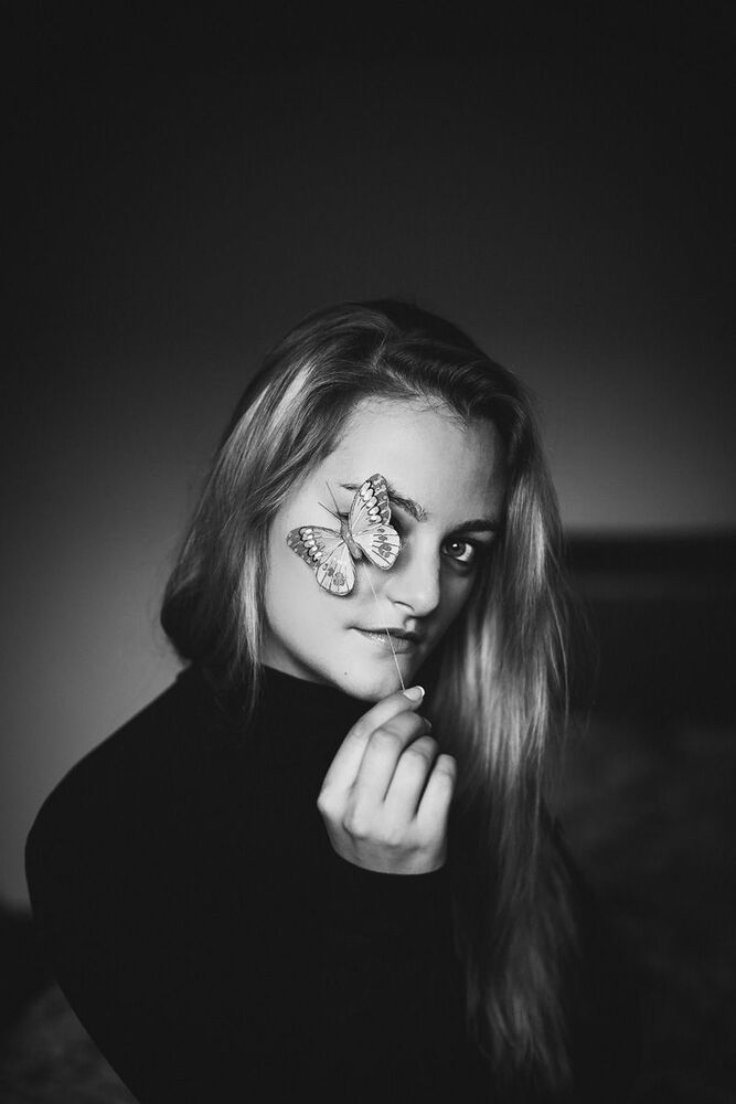 black&white
