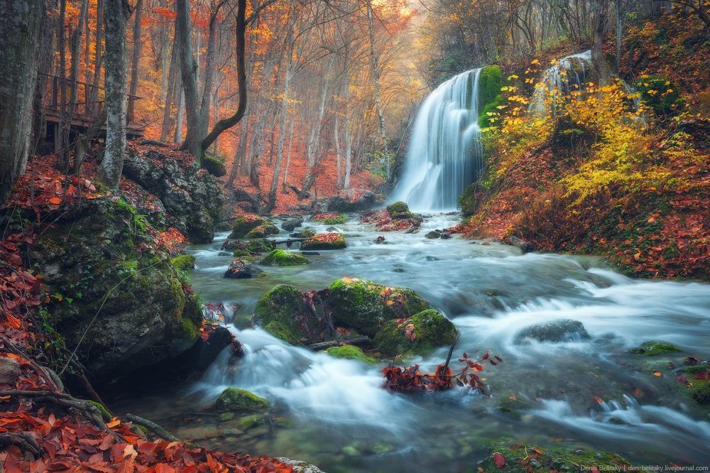 Водопад Серебряные Струи (Большой каньон Крыма)