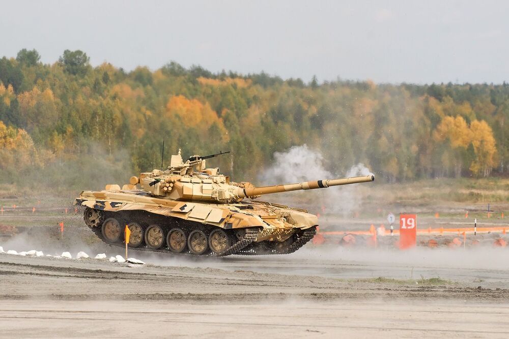 Т-90  на выставке RAE 2015