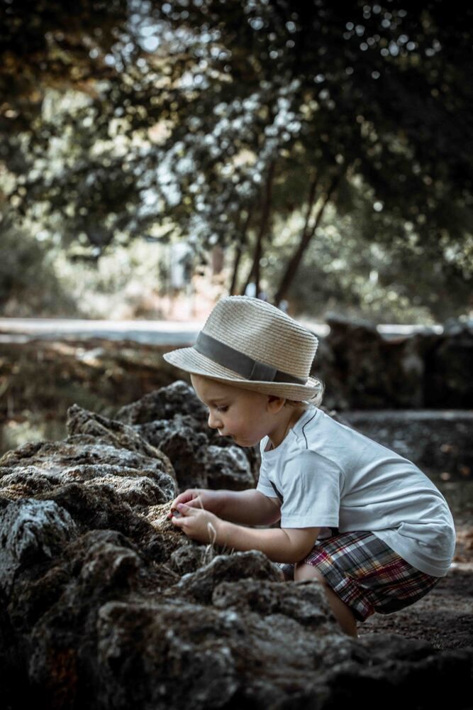 My little friend Henry, a 2-year-old child in Bois de Vincennes (a wood in Paris). He lives in a fairy tale in which every day is a gift full of discoveries.