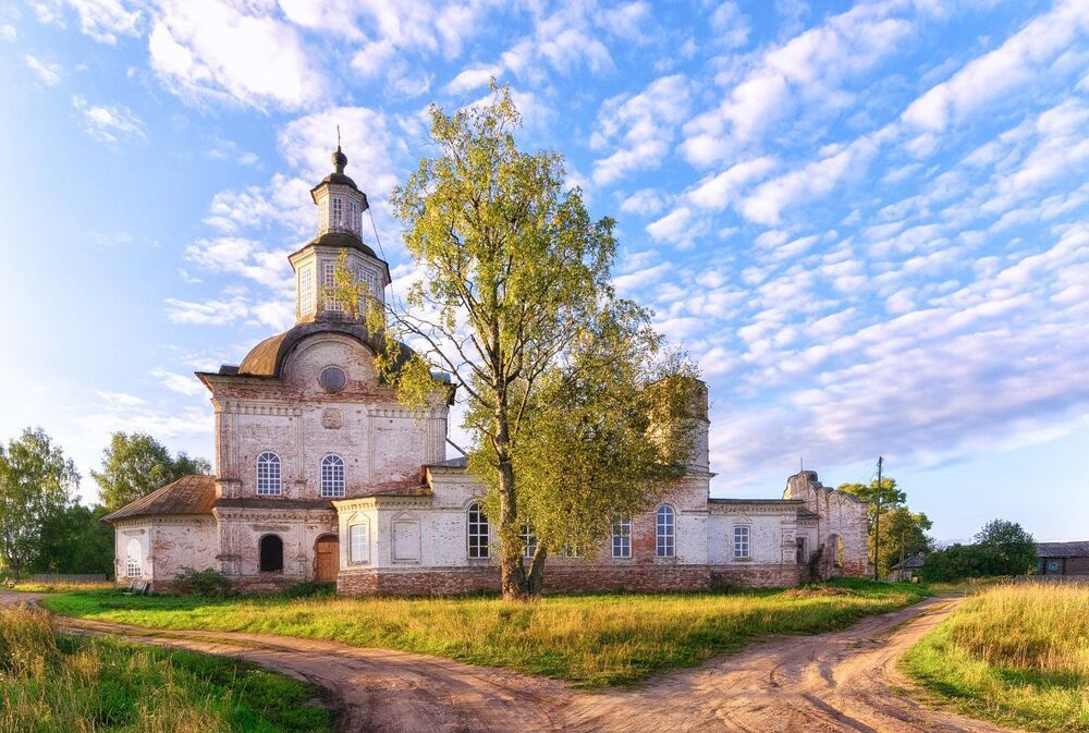 "Храм"