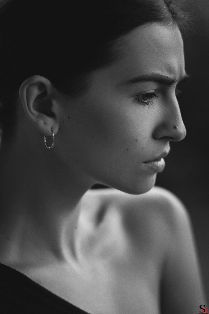 "emotional portrait"
