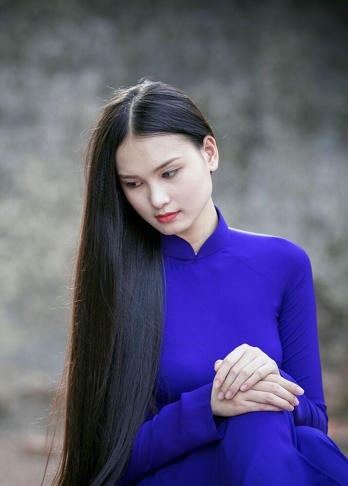 c&ocirc; g&aacute;i Huế t&oacute;c d&agrave;i