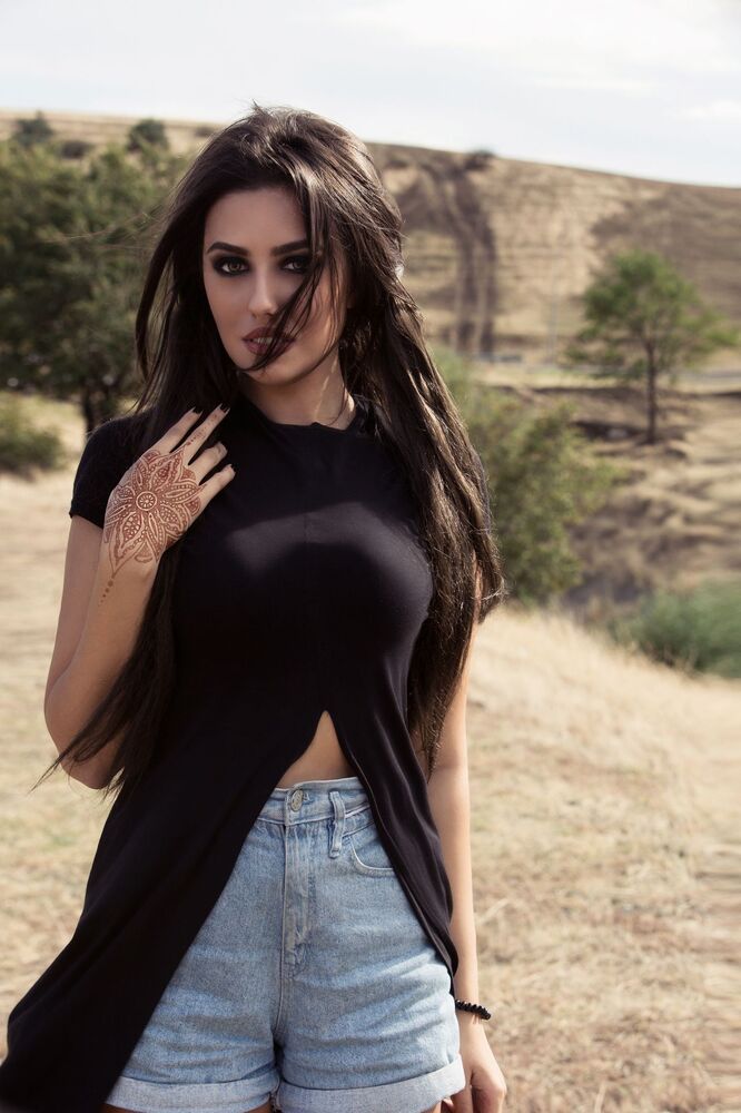 Yiulia