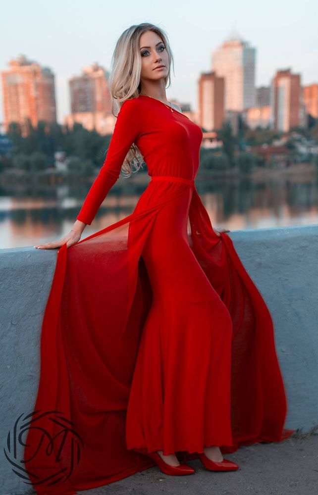 Lady in Red