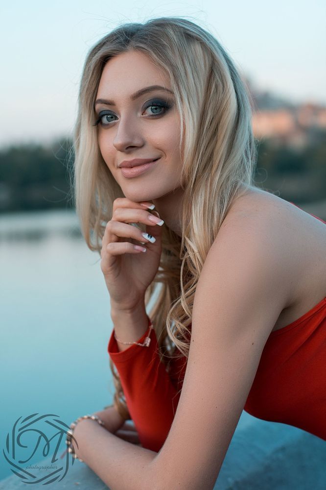 Lady in Red
