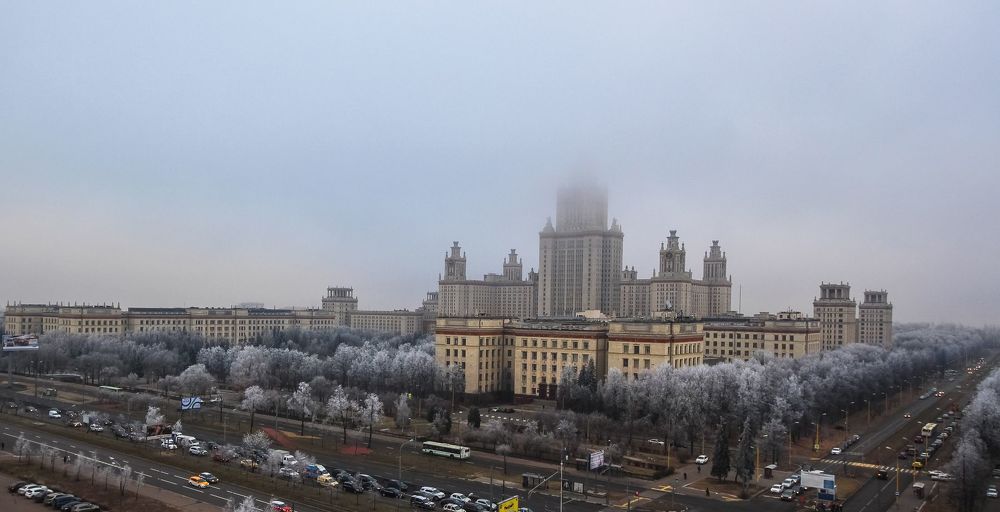 Осенний туман и серебристая изморозь