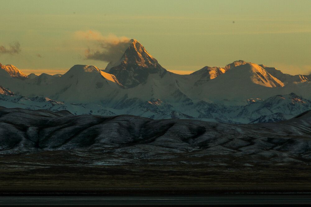 Хан-Тенгри(7,010m) и Тузколь(Tuzkol Lake) - Казахстан
