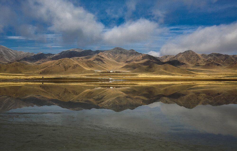 Хан-Тенгри(7,010m) и Тузколь(Tuzkol Lake) - Казахстан