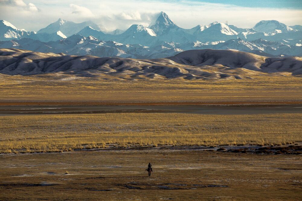 Хан-Тенгри(7,010m) и Тузколь(Tuzkol Lake) - Казахстан