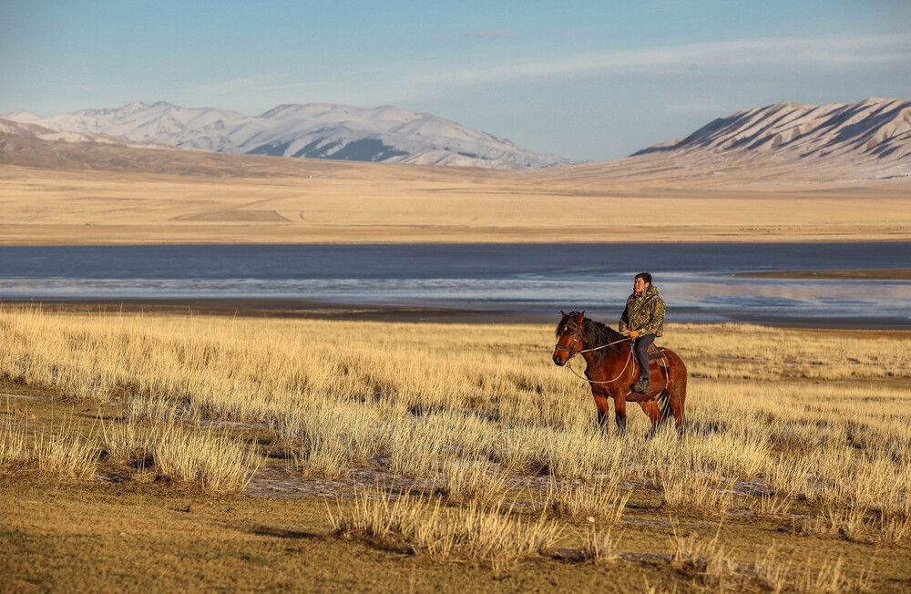 Хан-Тенгри(7,010m) и Тузколь(Tuzkol Lake) - Казахстан