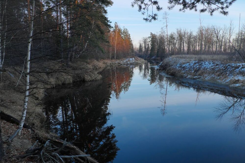 07 &hellip; тишиной и спокойствием веяло от глади воды,&hellip;