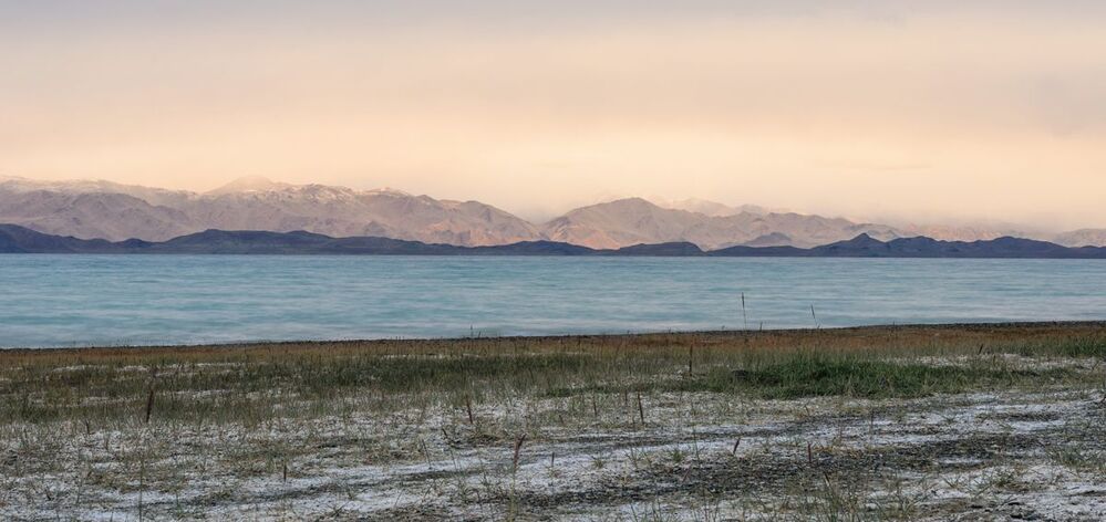 Озеро Каракуль (Памир)