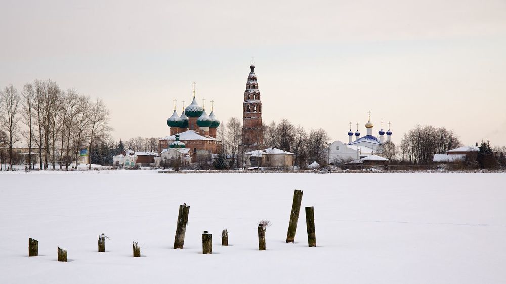 Заянварило
