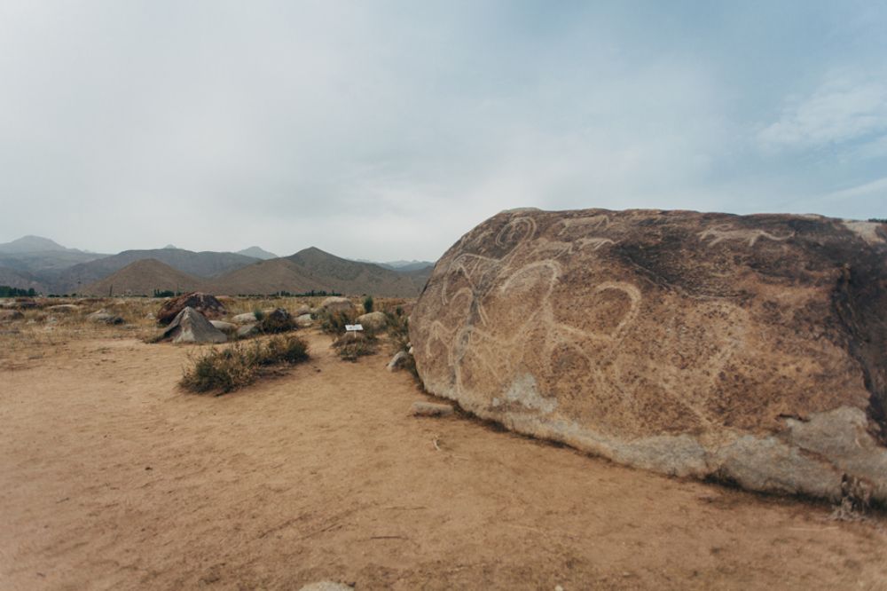 Петроглифы Киргизии 