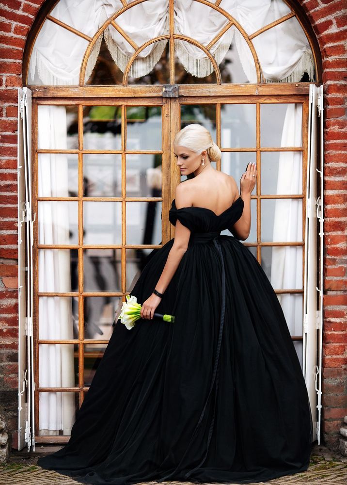 Bride in Blaсk