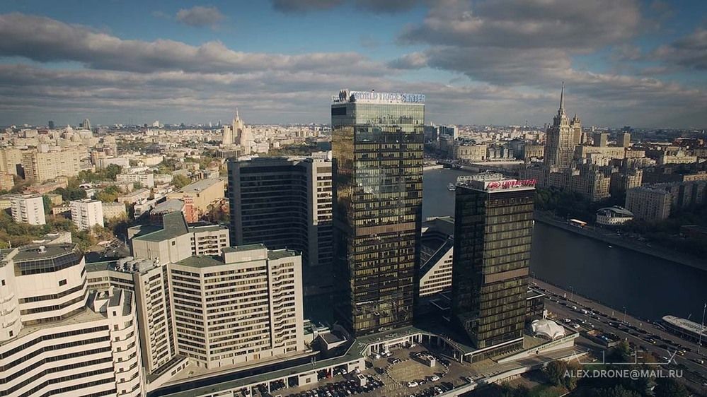 над Москвой