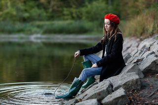 Вероника у пруда