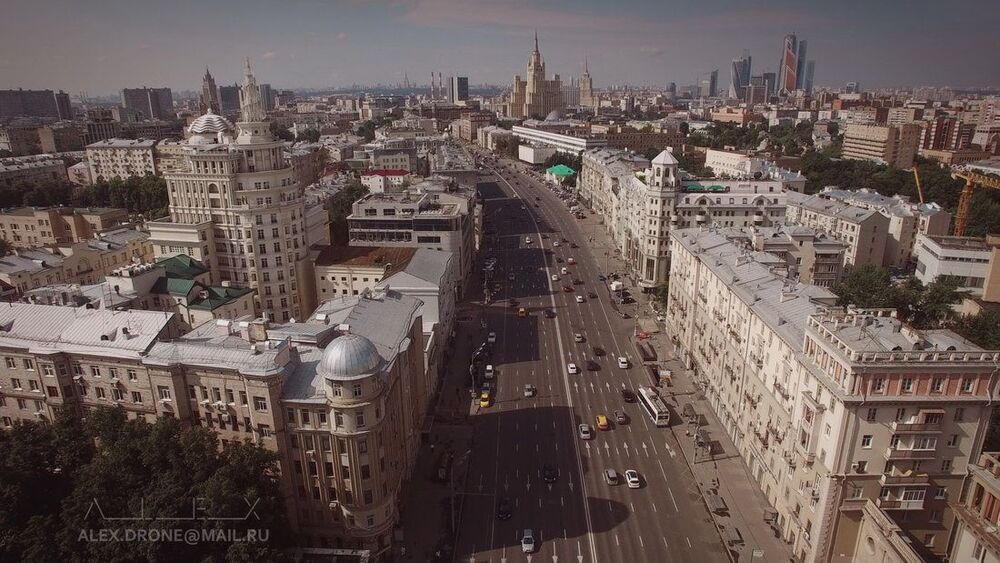 над Москвой 9