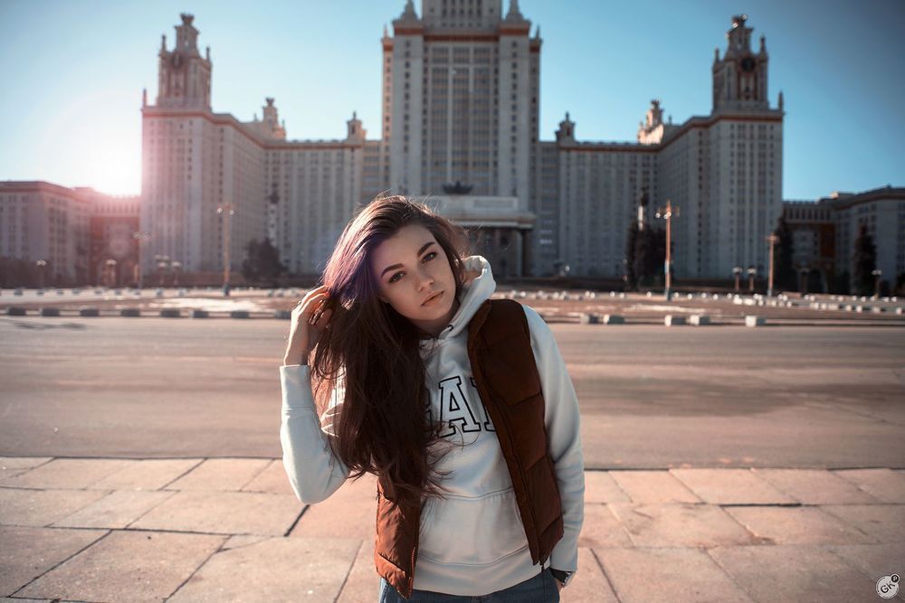 Весенняя