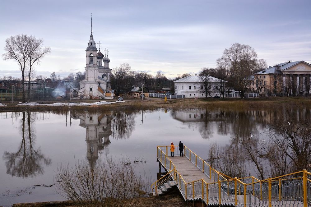 Весенние прогулки