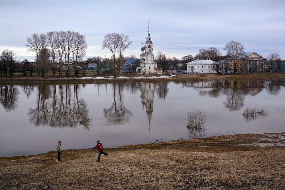 Весенние прогулки
