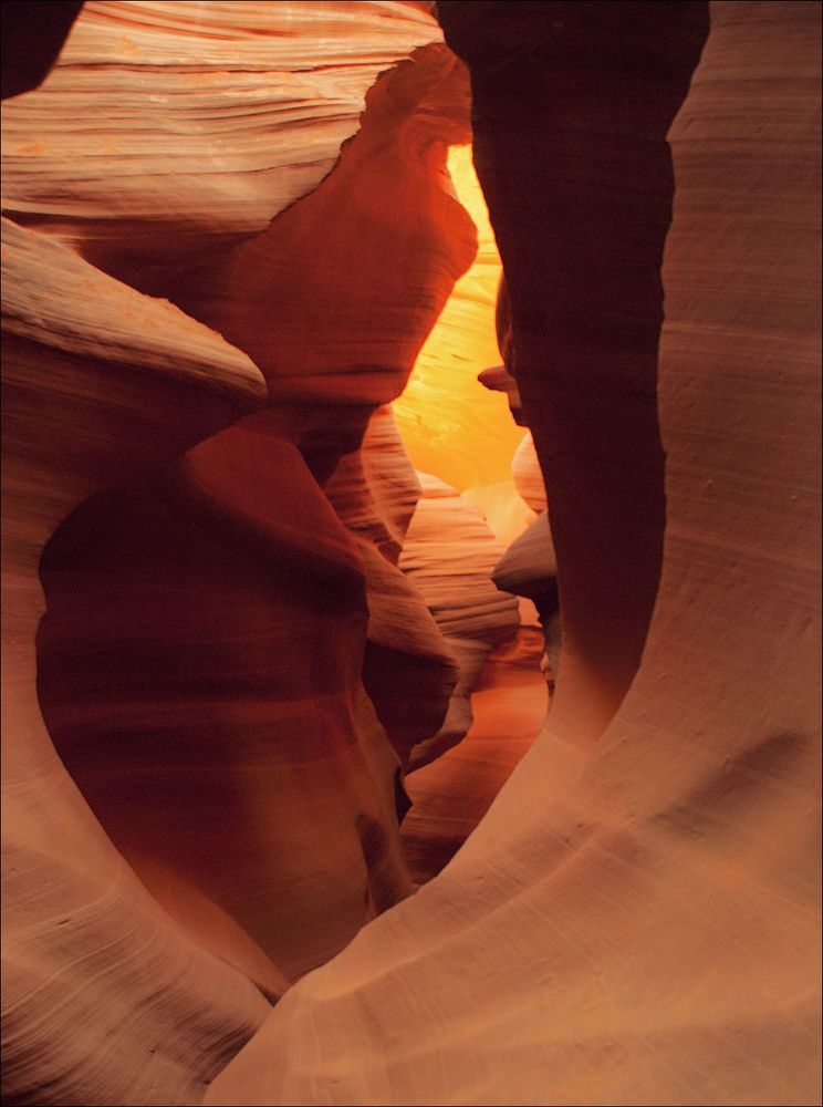 [lower antelope canyon]