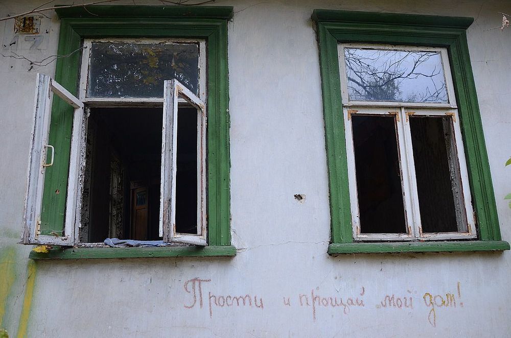 Катастрофические последствия в виде радиоактивного дождя дошли аж до Ирландии. После взрыва реактора, огромное радиоактивное облако распространилось по всей стране и за её приделами. Это стало основной проблемой здравоохранения всей Европы. Беременным женщинам было рекомендовано прибегнуть к аборту, так как был высокий риск рождения детей с тяжёлыми дефектами.