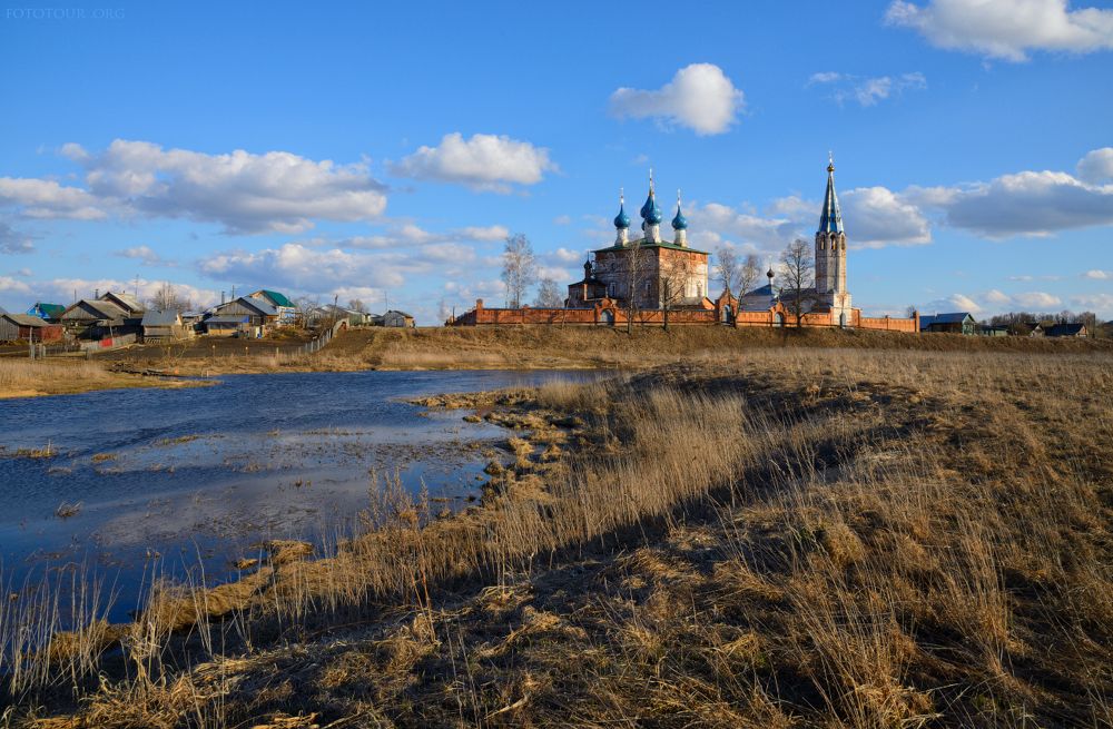 Апрельские дни