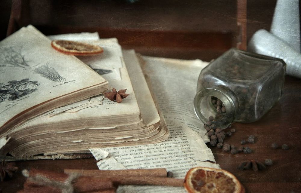 Поваренная книга 1902 г. Раздел специй и трав.
