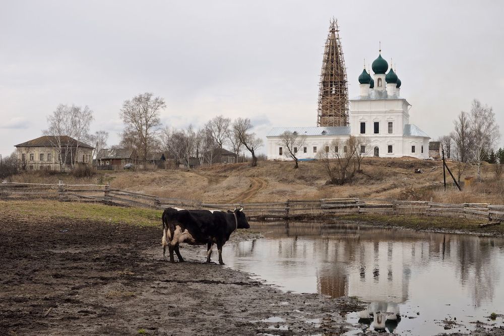 Пара сельских квадратов апрельских.