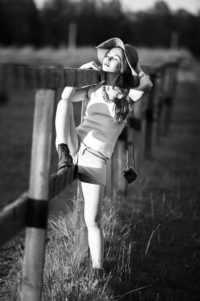 Model - Tatiana Skorobogatova 
Designer - Vera Kulshitskaya 
Location - Morevgrad