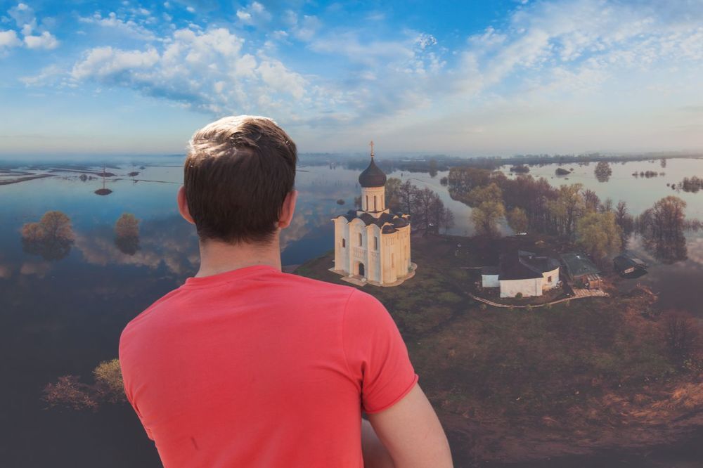 Православные храмы на Патриаршем мосту!!!