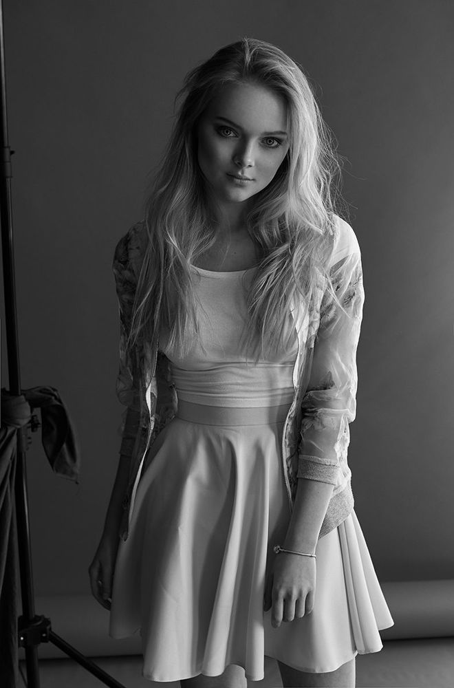 Photo: Roman Labasta
Mua,Hair: Ksenia Varankina
Model: Kristina Zonova
