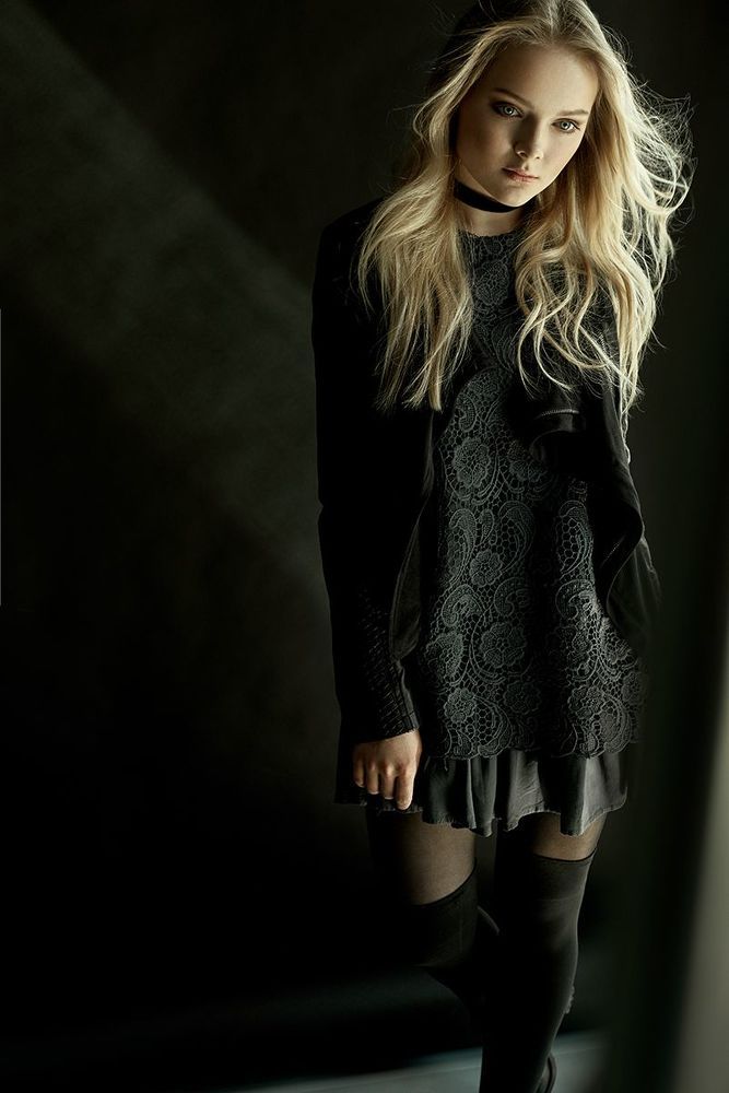 Photo: Roman Labasta
Mua,Hair: Ksenia Varankina
Model: Kristina Zonova