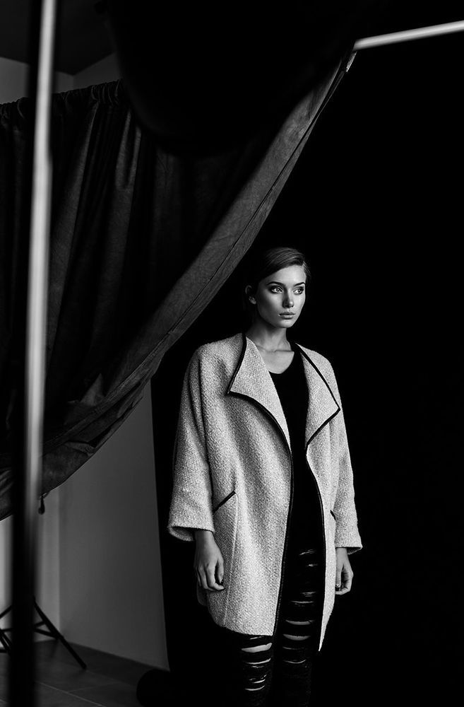 Photo: Roman Labasta
Mua: Olga Romanova
Hair stylist: Lambrianidis Evgenia
Model: Rebekka Karpas