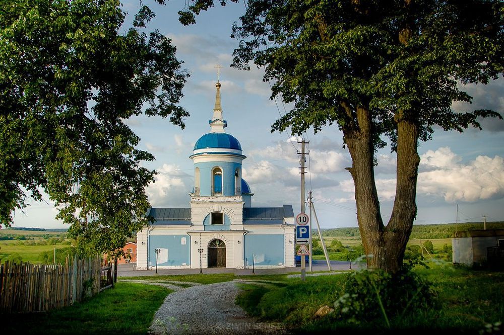 Вечер в селе Першино. Тульская область.