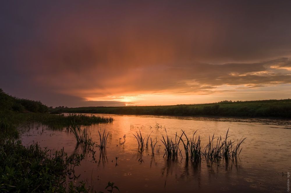Закат во время дождя и после...